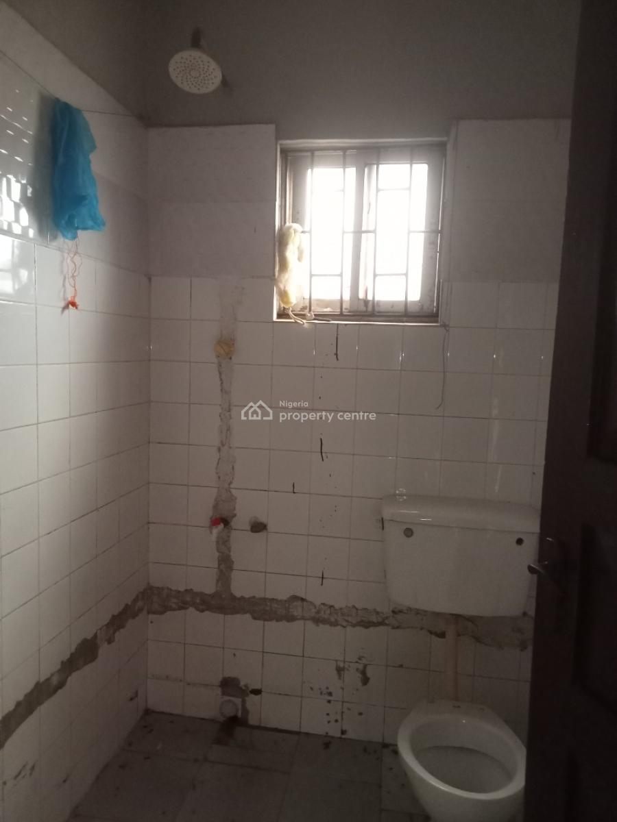 a Decent & Spacious 2 Bedroom Apartment in Serene Environment, Off Olaniyi Street, New Oko-oba, Agege, Lagos, Flat / Apartment for Rent