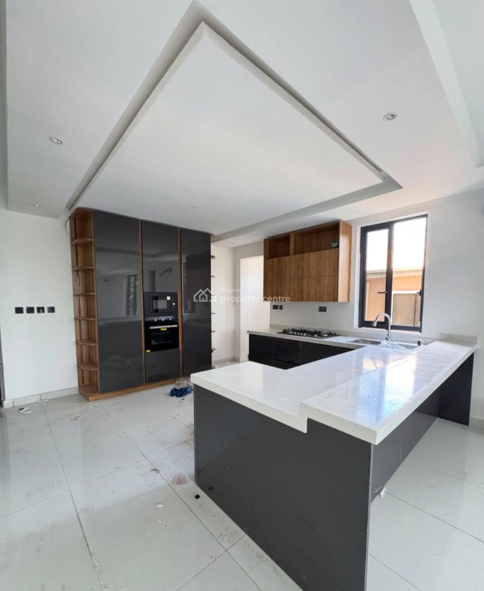 2, Lekki Phase 1, Lekki, Lagos, Flat / Apartment for Rent