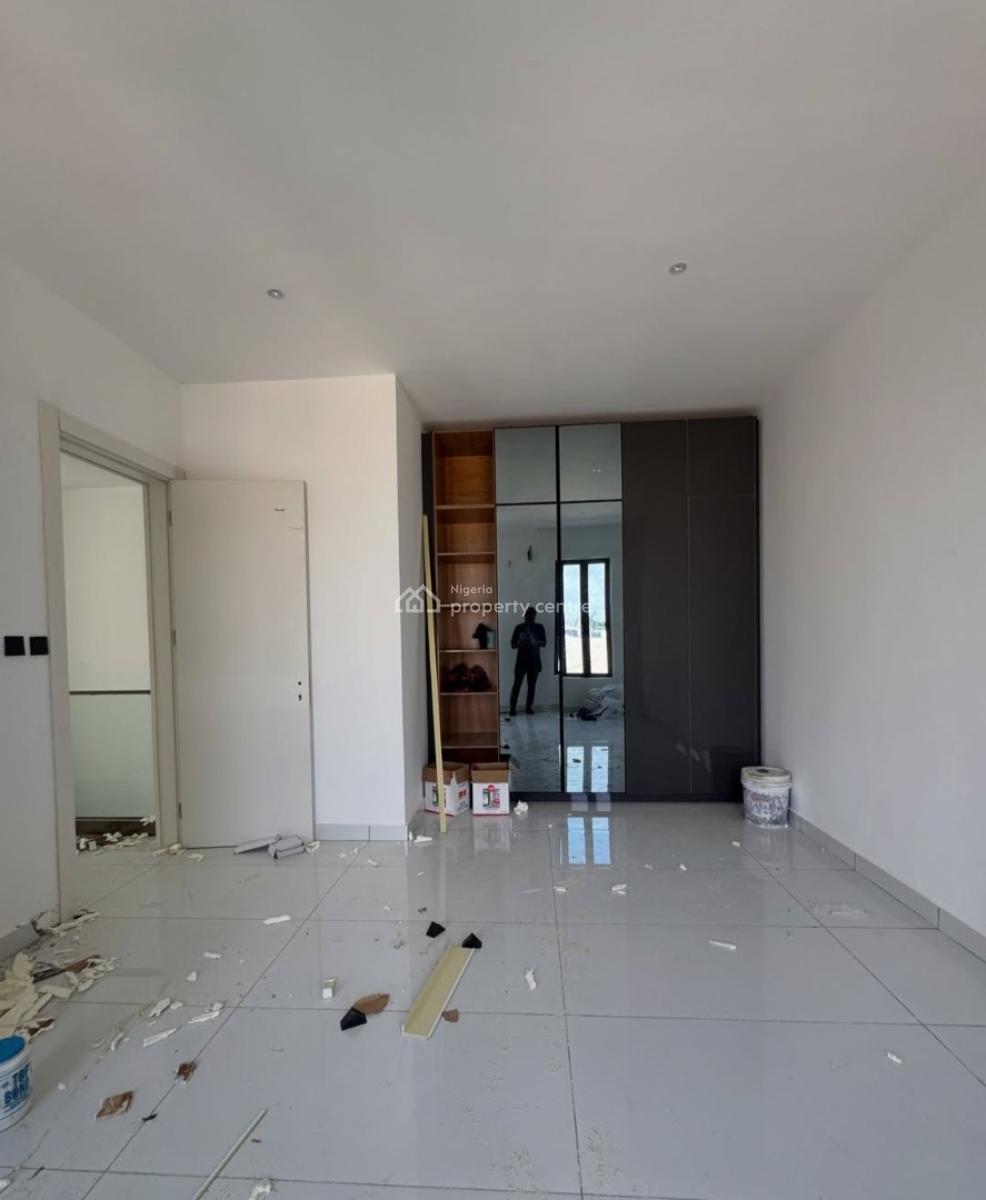 2, Lekki Phase 1, Lekki, Lagos, Flat / Apartment for Rent