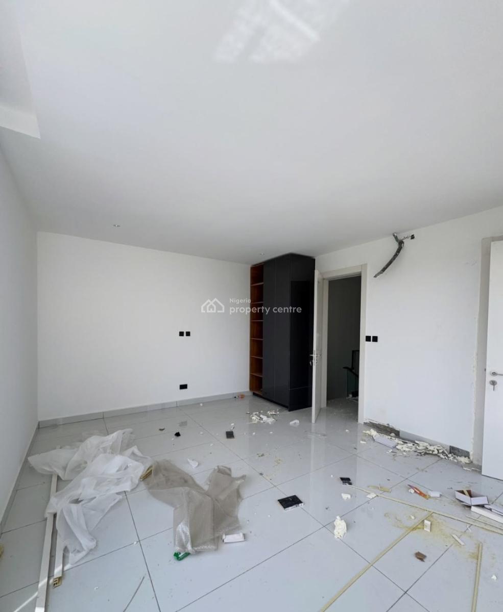 2, Lekki Phase 1, Lekki, Lagos, Flat / Apartment for Sale