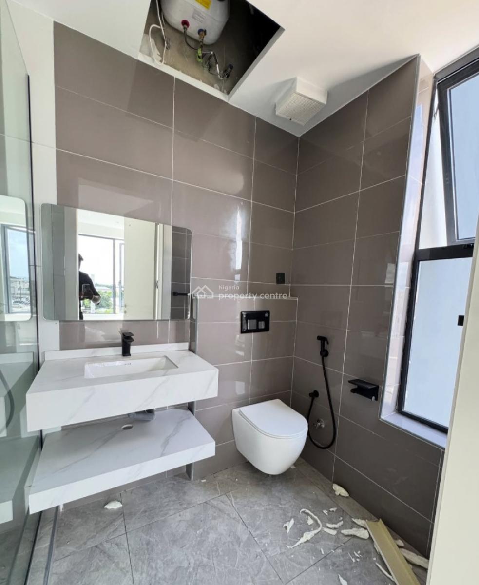 2, Lekki Phase 1, Lekki, Lagos, Flat / Apartment for Sale