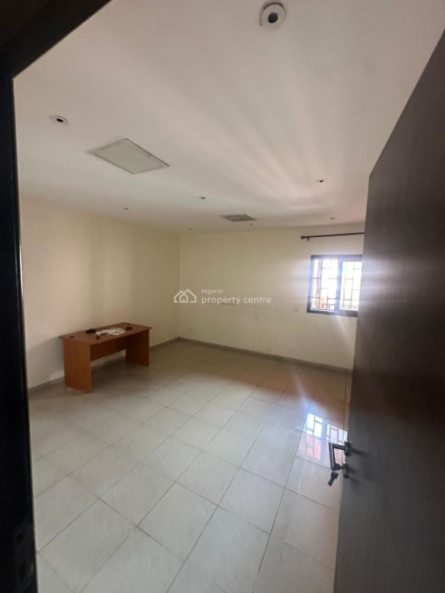 Luxury 4 Bedroom Penthouse, Ocean Parade Estate, Banana Island, Ikoyi, Lagos, House for Rent
