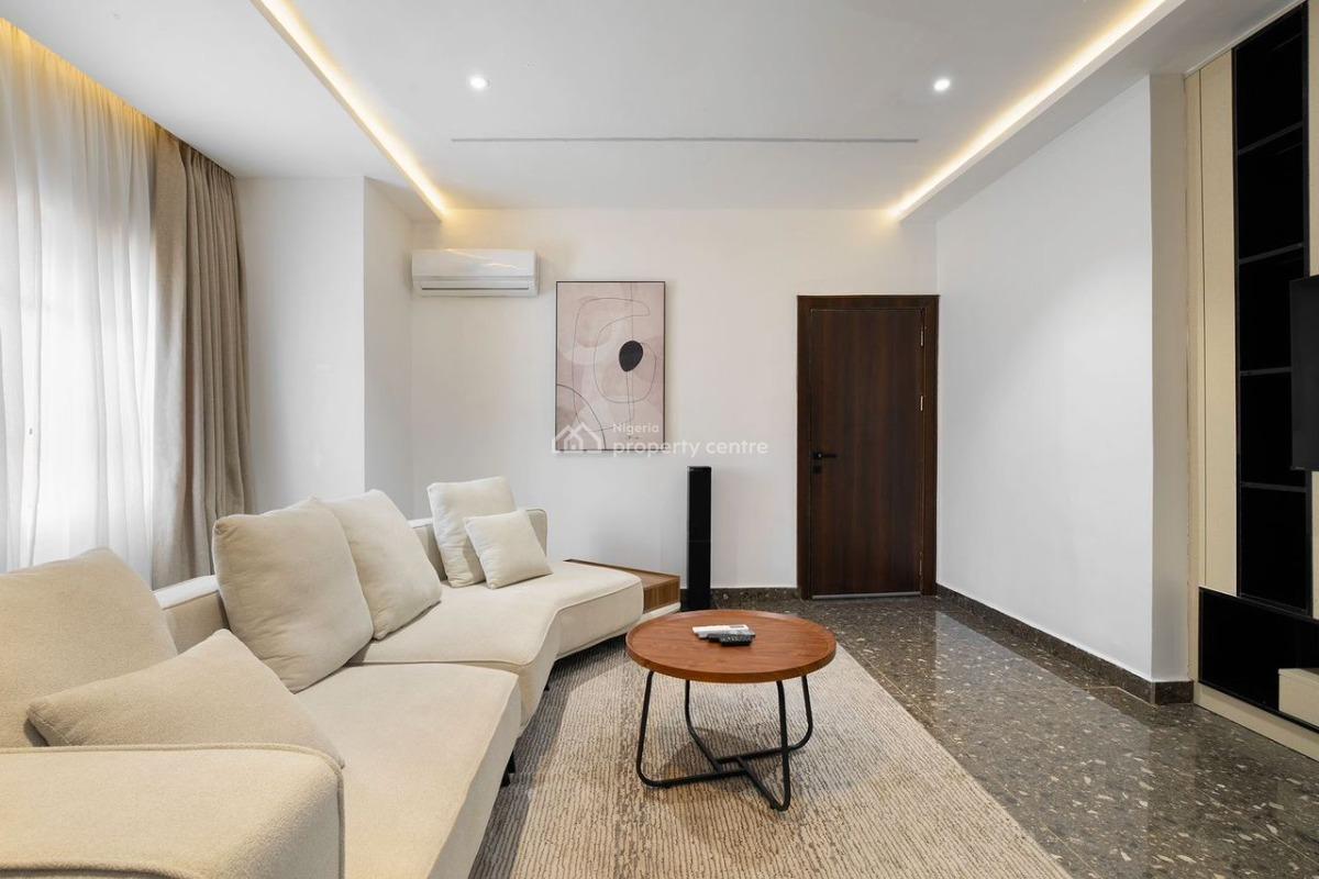 1 Bedroom Apartment with Swimming Pool, Bank Road Ikoyi, Ikoyi, Lagos, Flat / Apartment Short Let