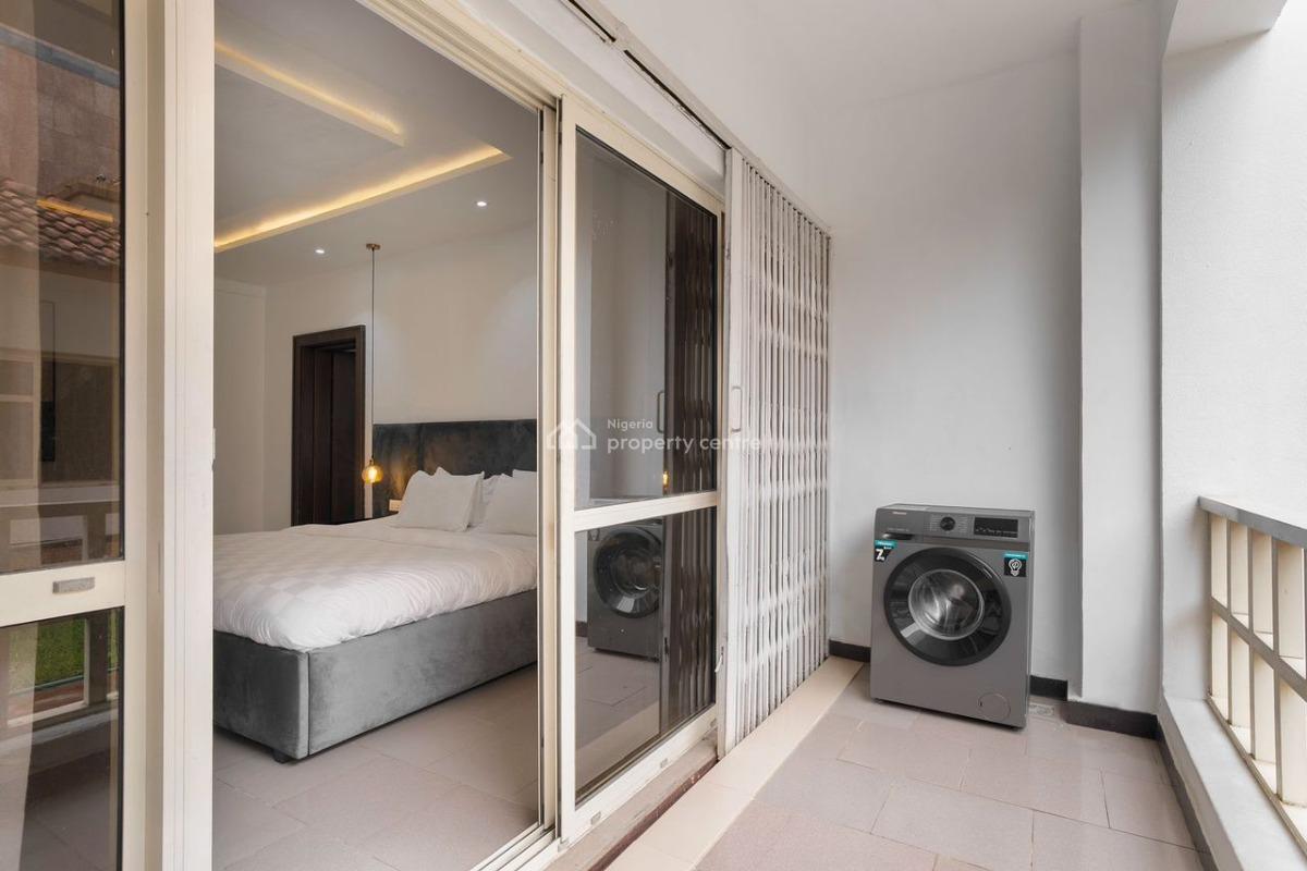1 Bedroom Apartment with Swimming Pool, Bank Road Ikoyi, Ikoyi, Lagos, Flat / Apartment Short Let