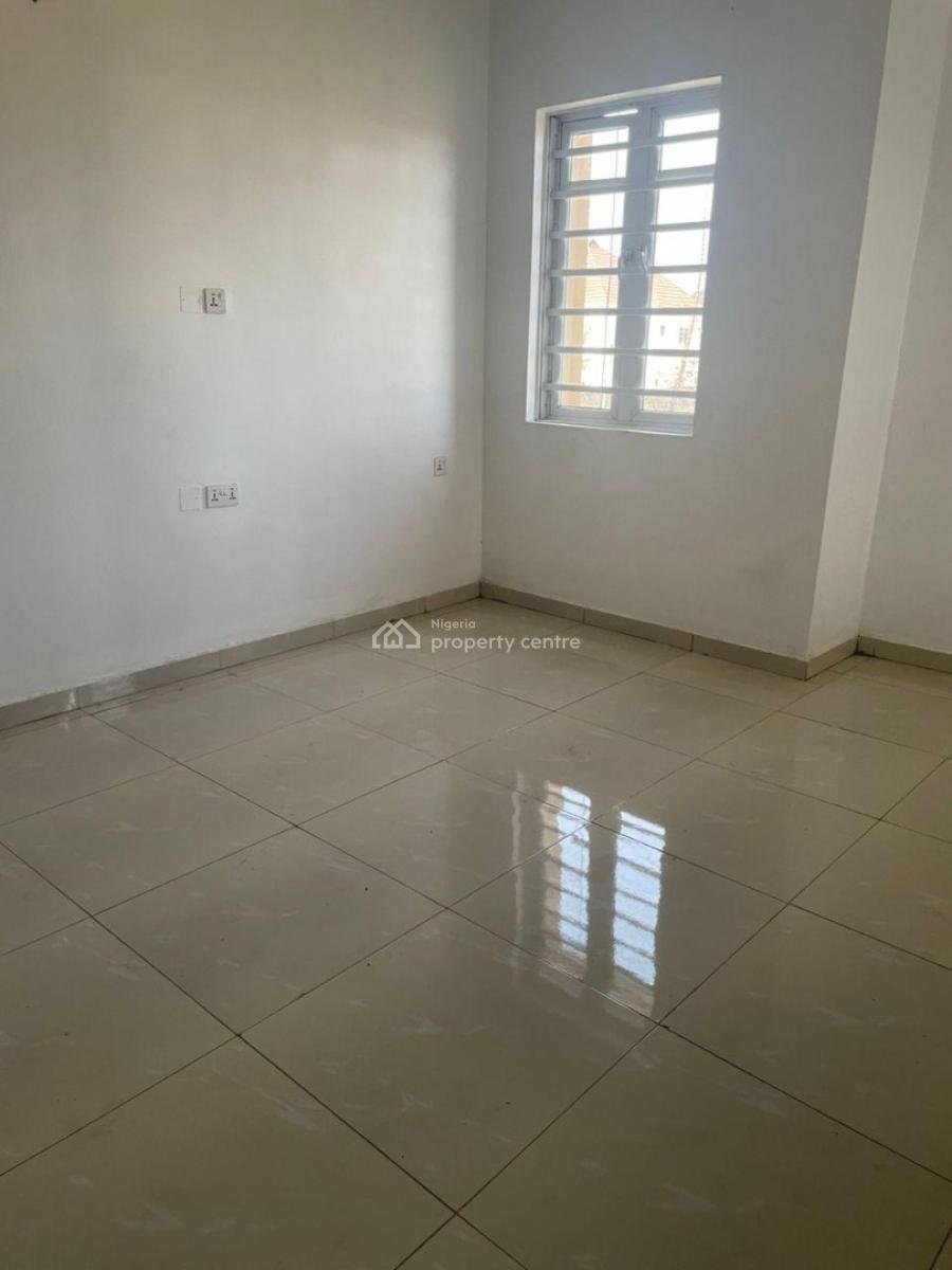 Luxurious 2 Bedroom Flat Upstair, Giwa Garden Monastery Road Behind Shoprite Sangotedo Ajah Lagos., Sangotedo, Ajah, Lagos, Flat / Apartment for Rent