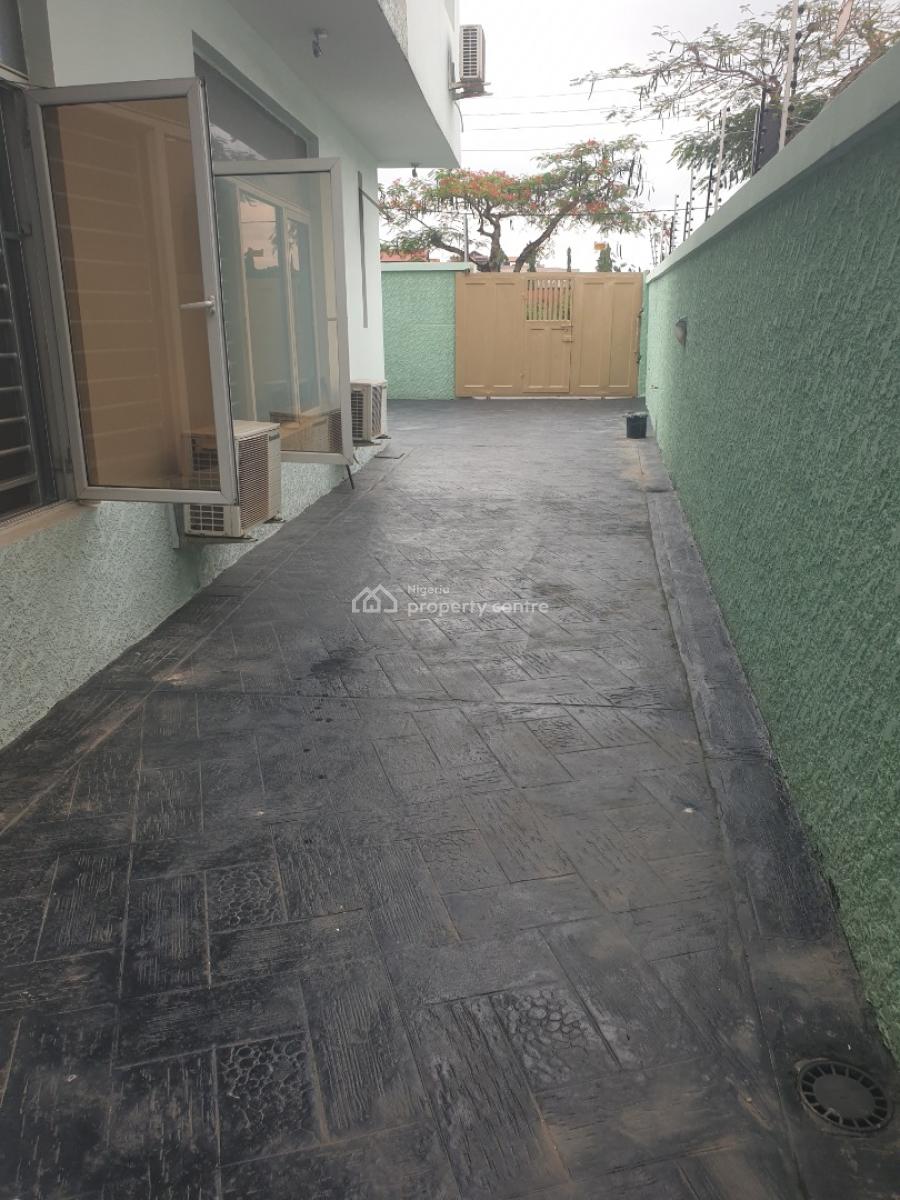 Luxury 4 Bedroom Semi Detached Duplex with a Room Boys, Magodo Shangisha Phase 2,lagos, Gra Phase 2, Magodo, Lagos, Terraced Duplex for Sale