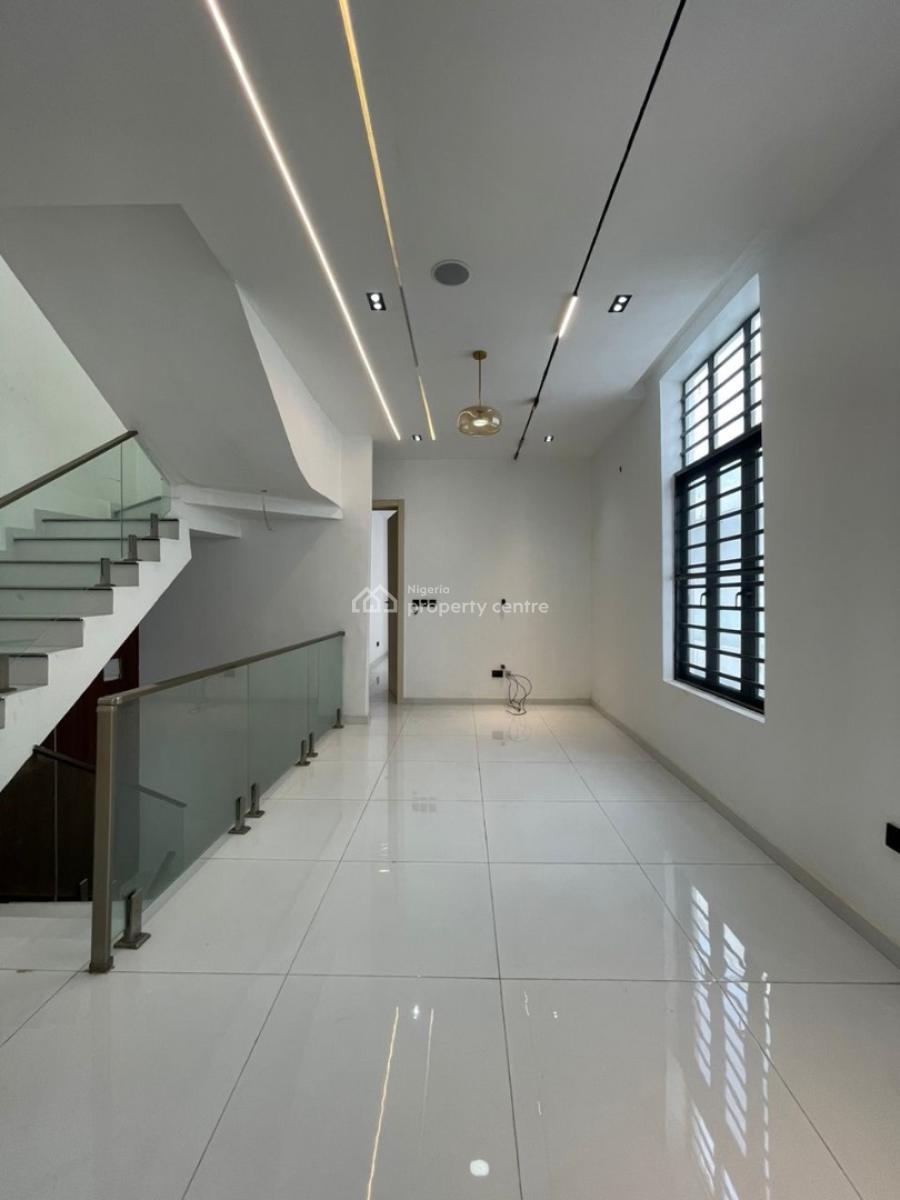 5 Bedroom Fully Detached Triplex + Bq, Chevron, Lekki, Lagos, Detached Duplex for Sale