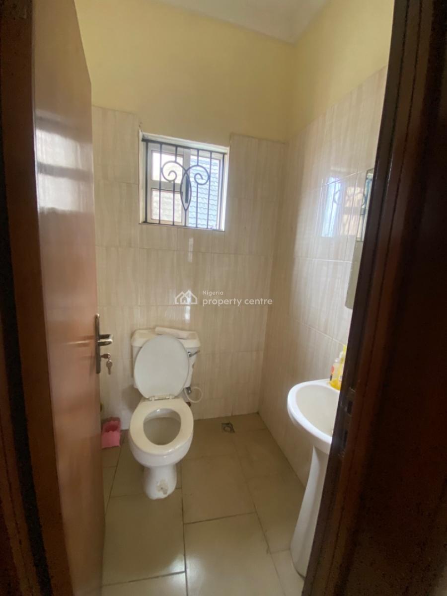 Spacious Serviced 3 Bedroom Apartment in Lekki, By Petro Cam Elf Lekki Right, Lekki Phase 1, Lekki, Lagos, Flat / Apartment for Rent