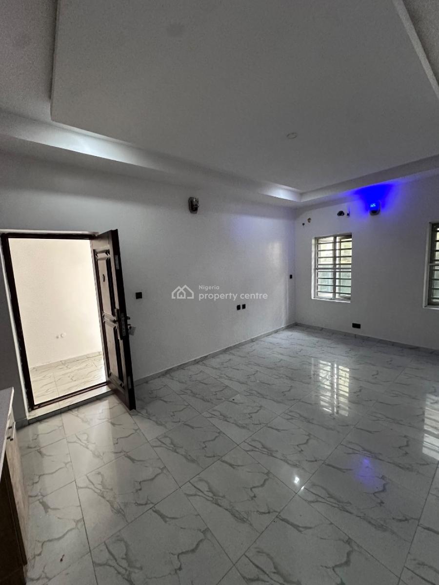 Luxury Spacious Miniflat, in a Secured Neighborhood, Ologolo, Lekki, Lagos, Mini Flat (room and Parlour) for Rent