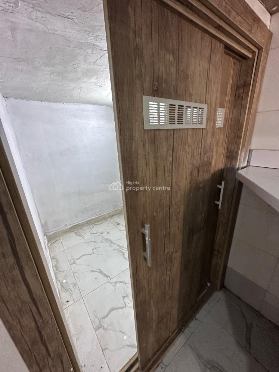 Luxury Spacious Miniflat, in a Secured Neighborhood, Ologolo, Lekki, Lagos, Mini Flat (room and Parlour) for Rent