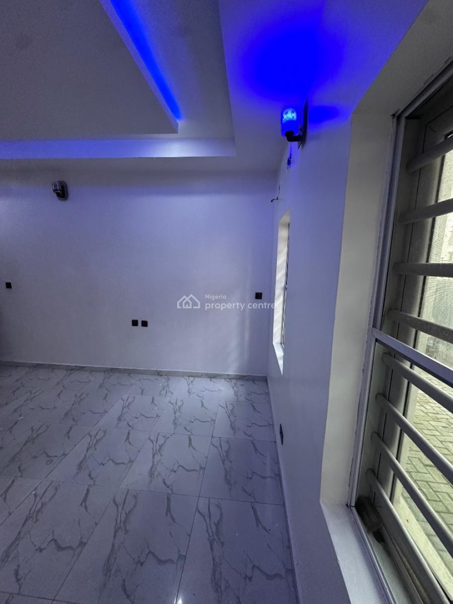 Luxury Spacious Miniflat, in a Secured Neighborhood, Ologolo, Lekki, Lagos, Mini Flat (room and Parlour) for Rent