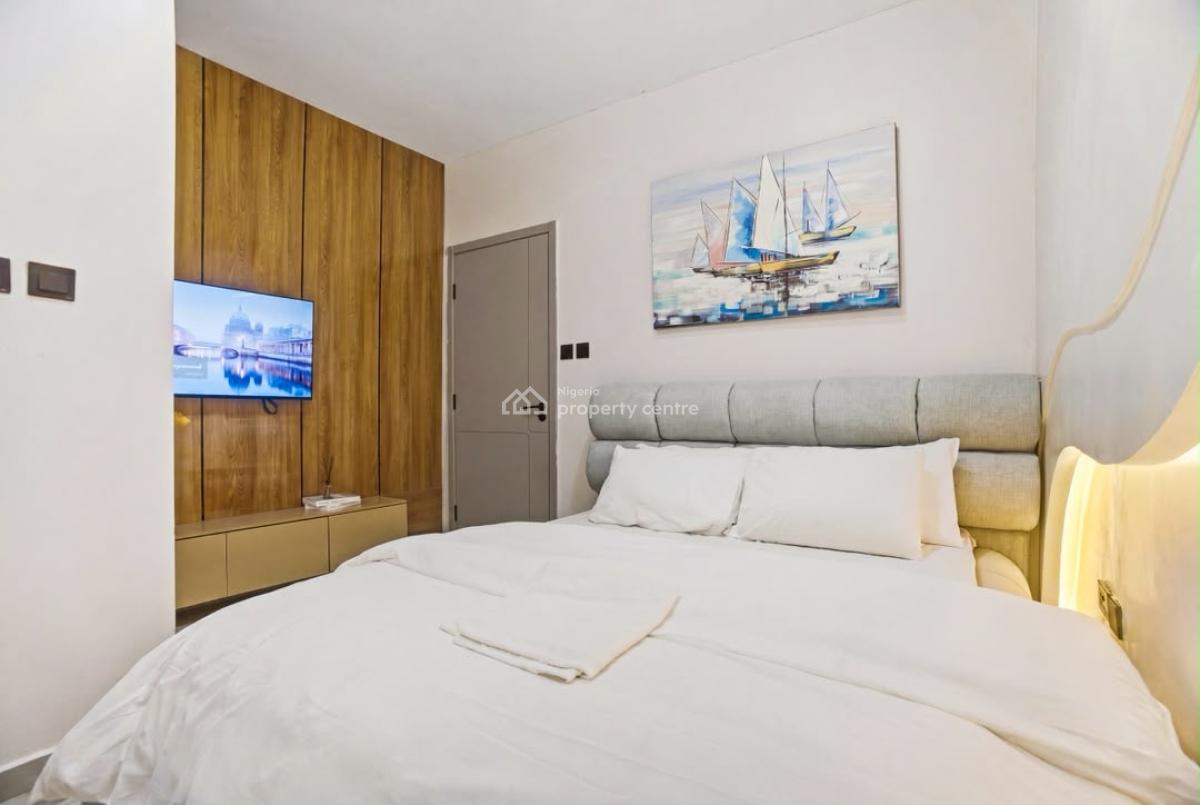 Luxury 2 Bedroom Apartment, Off Freedom Way, Lekki Phase 1, Lekki, Lagos, Flat / Apartment Short Let