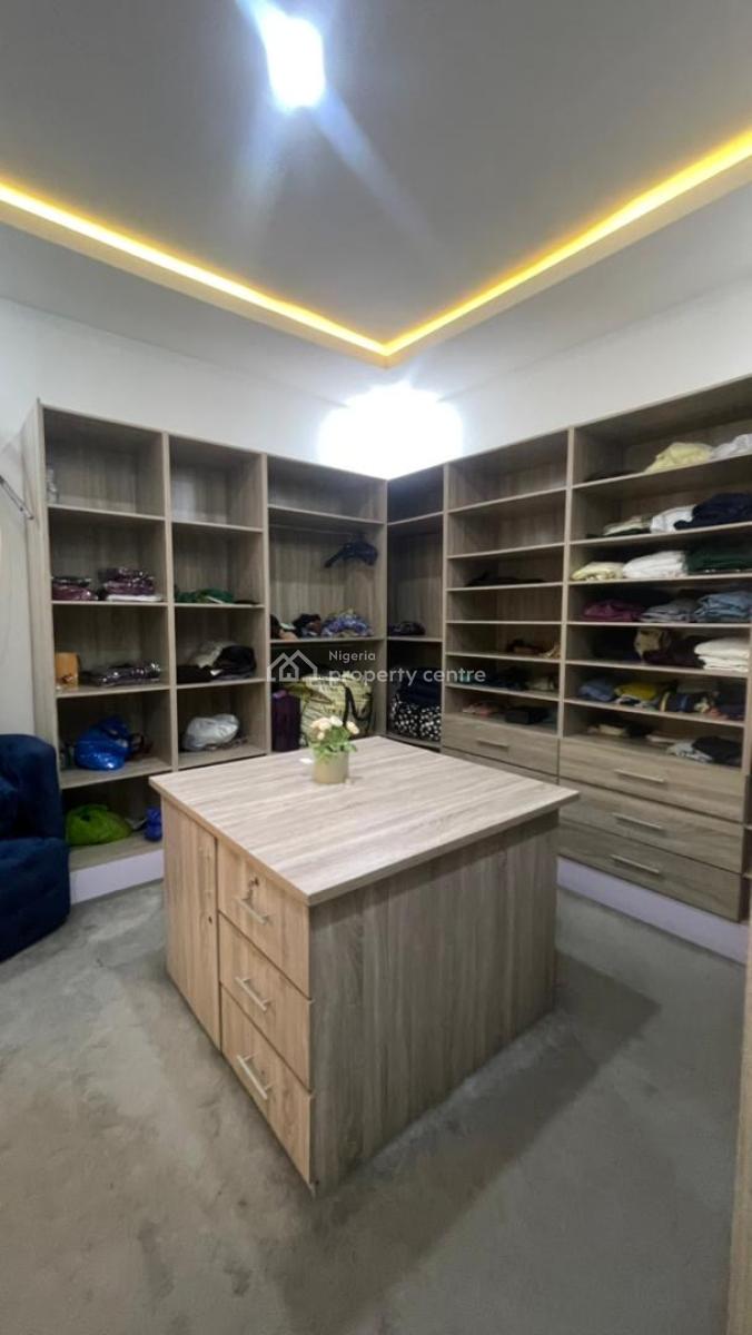Luxury 5-bedroom Triplex with Bq & Home Office (comes with Inverter), Chevron Drive, Lekki, Lagos, Semi-detached Duplex for Rent