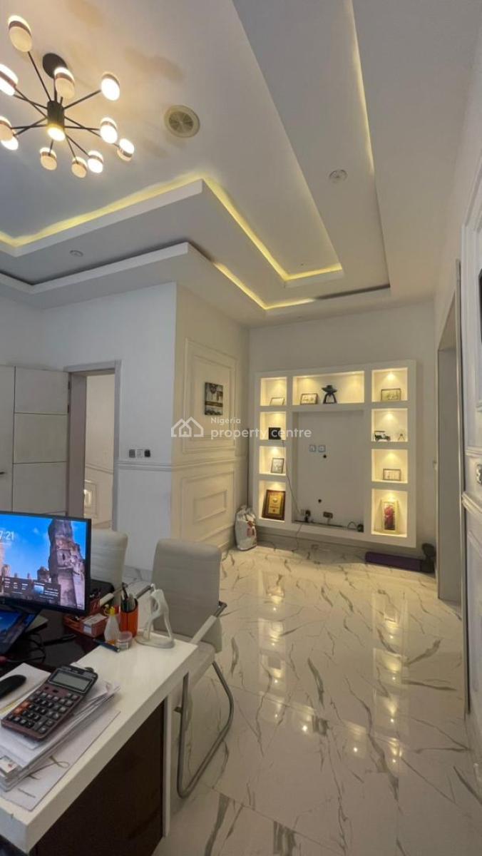 Luxury 5-bedroom Triplex with Bq & Home Office (comes with Inverter), Chevron Drive, Lekki, Lagos, Semi-detached Duplex for Rent
