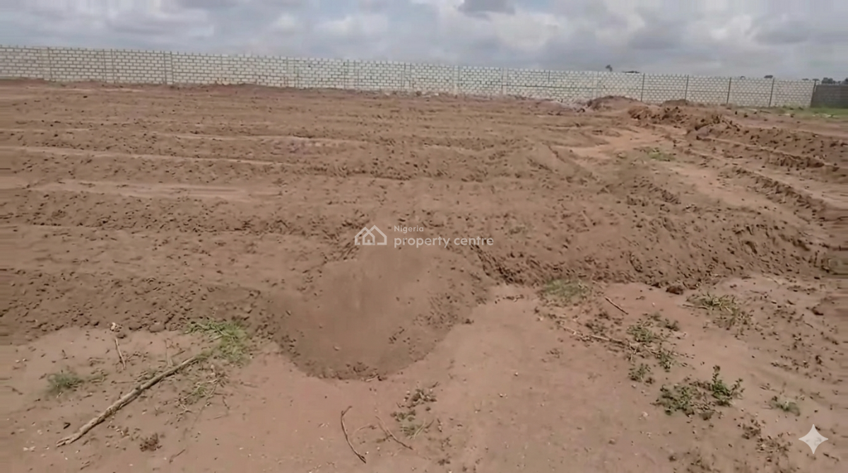 Estate Land for 4bedrooms Fully Detached Duplex, Hutu By Centenary City, Airport Road, Sabon Lugbe, Lugbe District, Abuja, Residential Land for Sale