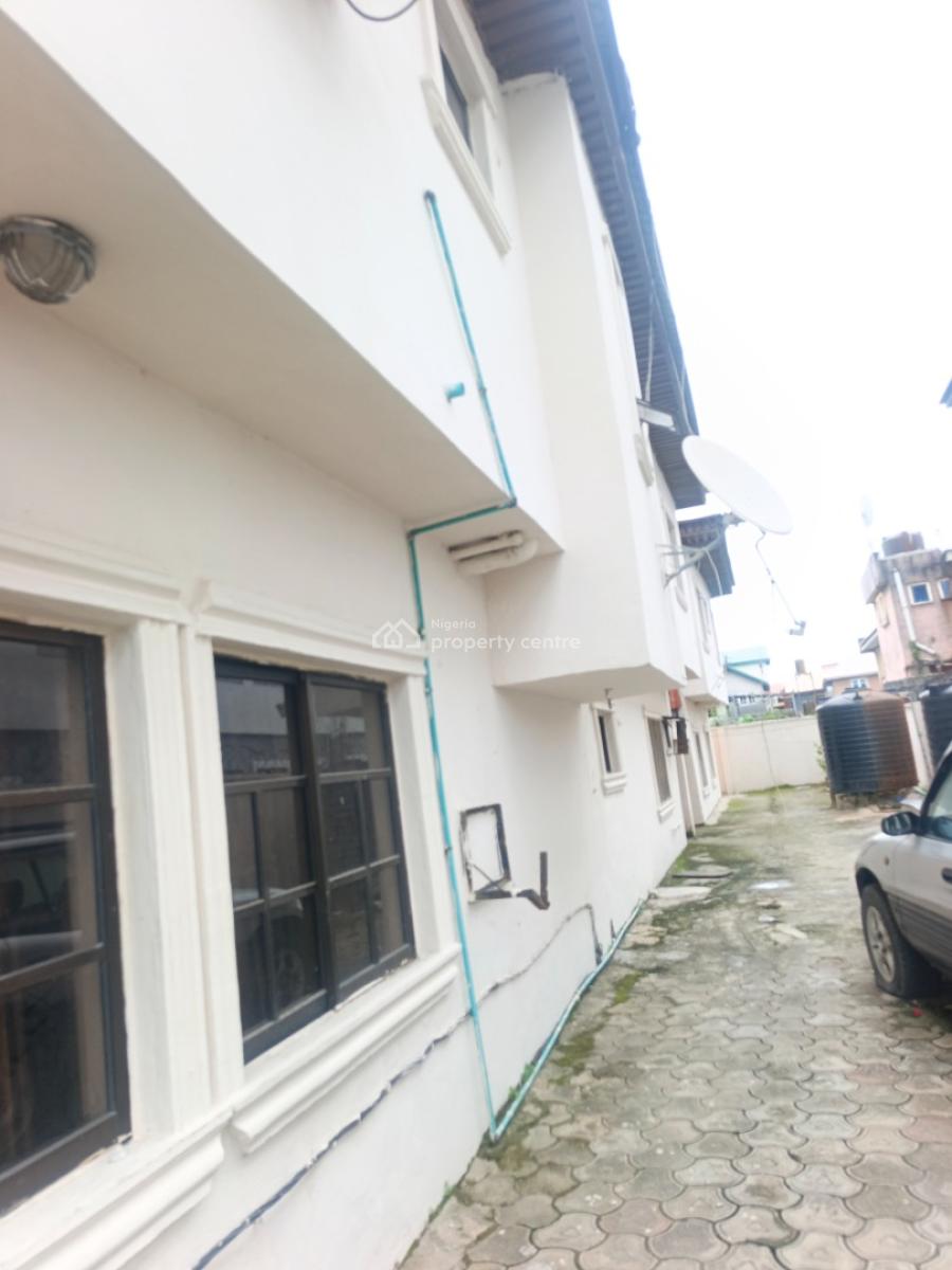 Room and Parlour Self Contain Upstairs at Badore Ajah Lagos, Badore, Badore, Ajah, Lagos, Mini Flat (room and Parlour) for Rent