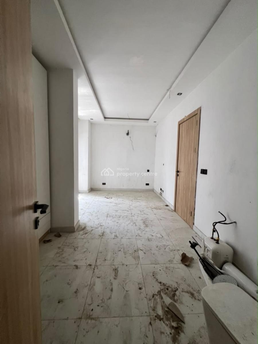 Contemporary 2-bedroom Apartment with Elevator Ideal for Airbnb, Victoria Island (vi), Lagos, Block of Flats for Sale