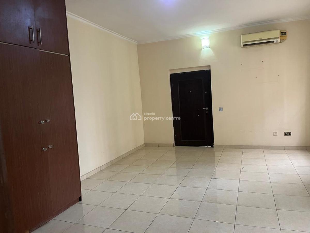 Lovely Serviced 4 Bedroom Terrace with a Room Bq, Old Ikoyi, Ikoyi, Lagos, Terraced Duplex for Rent