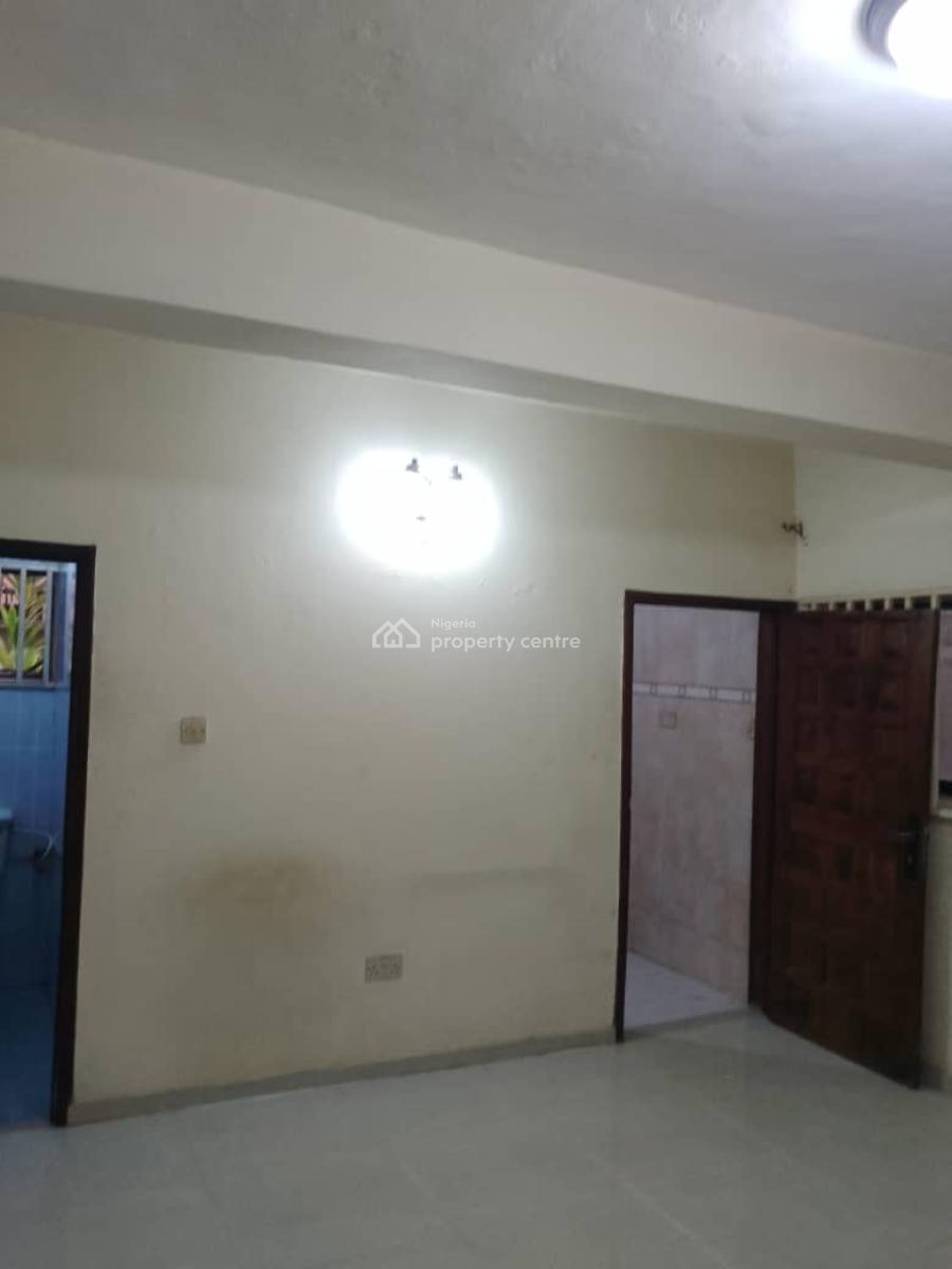 Spacious Miniflat, Lekki Phase 1, Lekki, Lagos, Mini Flat (room and Parlour) for Rent