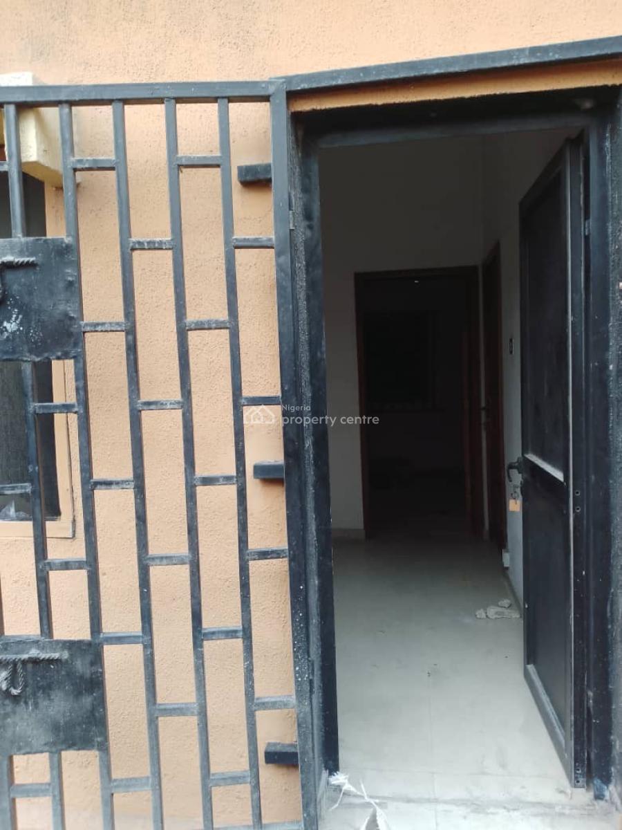 Spacious Miniflat, Lekki Phase 1, Lekki, Lagos, Mini Flat (room and Parlour) for Rent