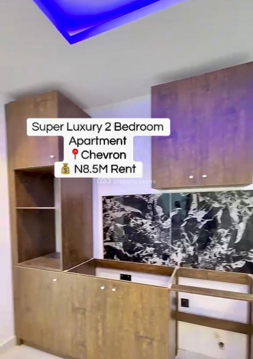 Super Luxury Upstairs in Premium Location, Chevron Area, Lekki, Lagos, Flat / Apartment for Rent