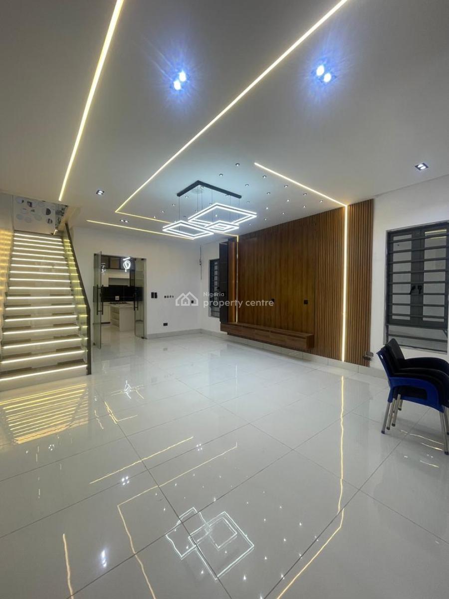 4 Beds  Fully Detached Duplex with Pool, Luxury Home Features, Bq, Ajah, Lagos, Detached Duplex for Sale