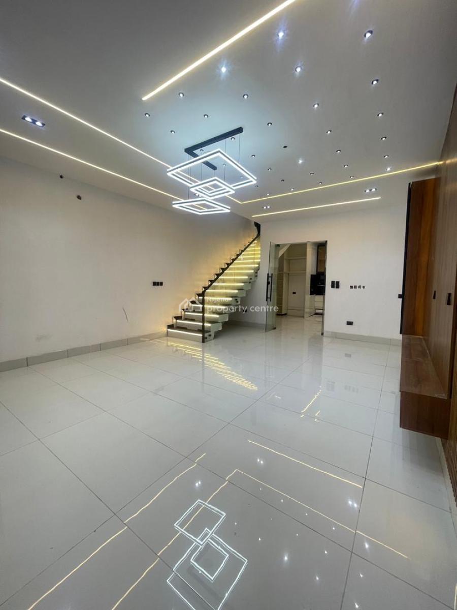 4 Beds  Fully Detached Duplex with Pool, Luxury Home Features, Bq, Ajah, Lagos, Detached Duplex for Sale