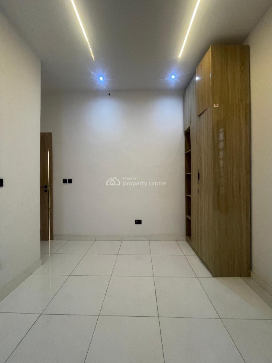 4 Beds Semi Detached Duplex Luxury Living Features, Tv Console, Bq, Ajah, Lagos, Semi-detached Duplex for Sale