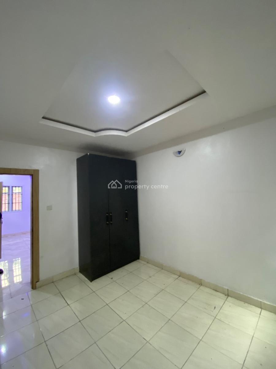 Standard Two Bedroom Apartment, Kay 1 Area of Peaceland Ogombo, Ajah, Lagos, Flat / Apartment for Rent