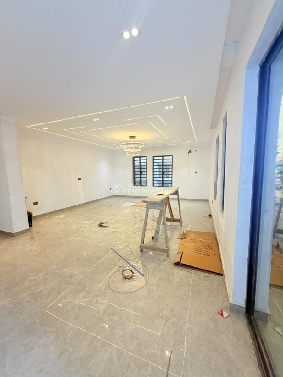 4 Bedroom Semi Detached Duplex at Yaba, Yaba, Lagos, Semi-detached Duplex for Sale