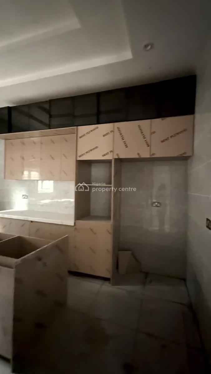 4 Bedroom Semi Detached Duplex at Maryland, Maryland, Lagos, Semi-detached Duplex for Sale
