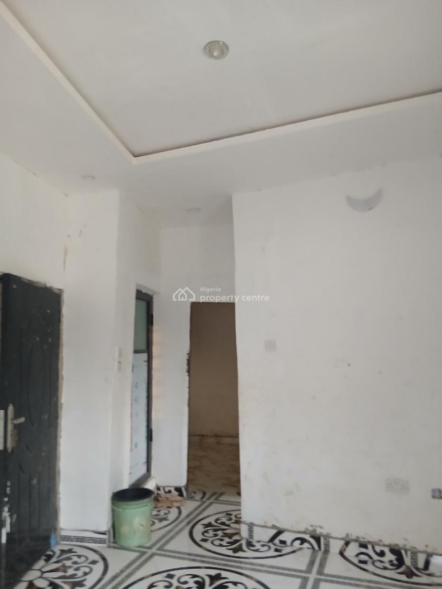 Finest New Two Bedroom, Yaba, Lagos, Flat / Apartment for Rent