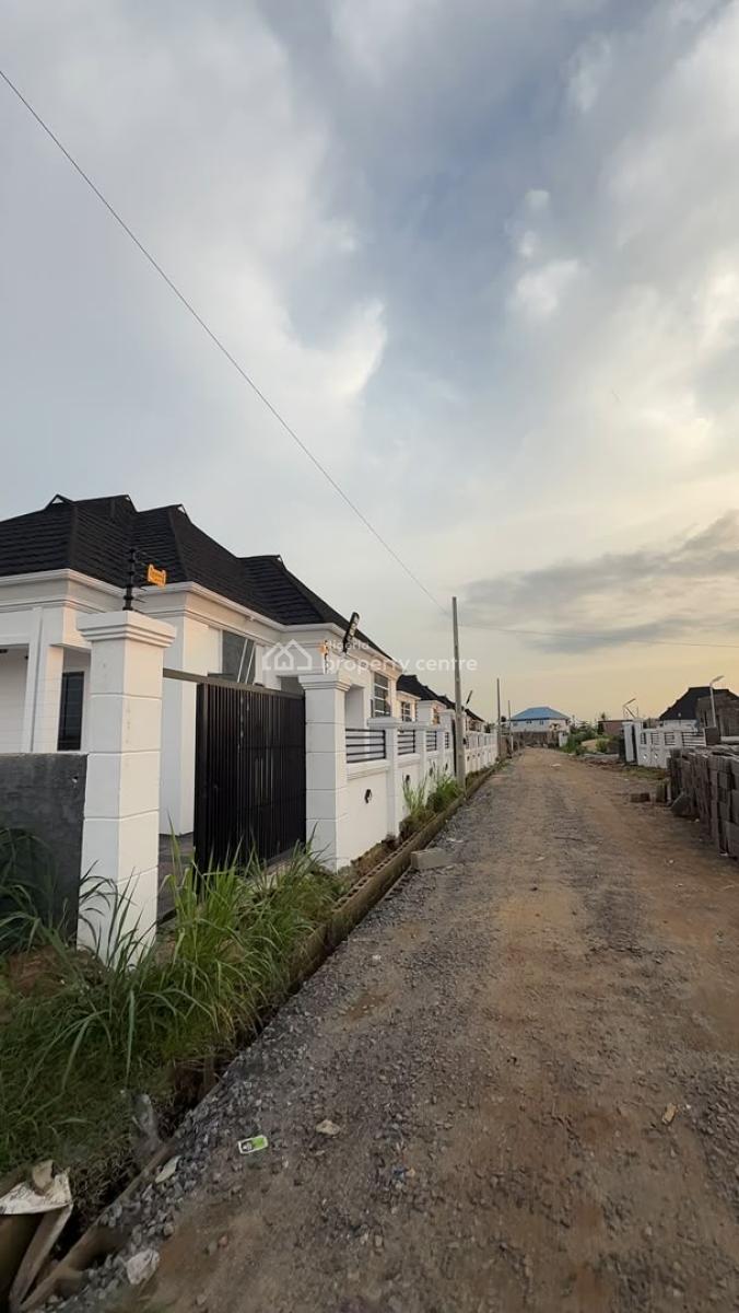3 Bedroom Bungalow at Mowe, Mowe Town, Ogun, Detached Bungalow for Sale