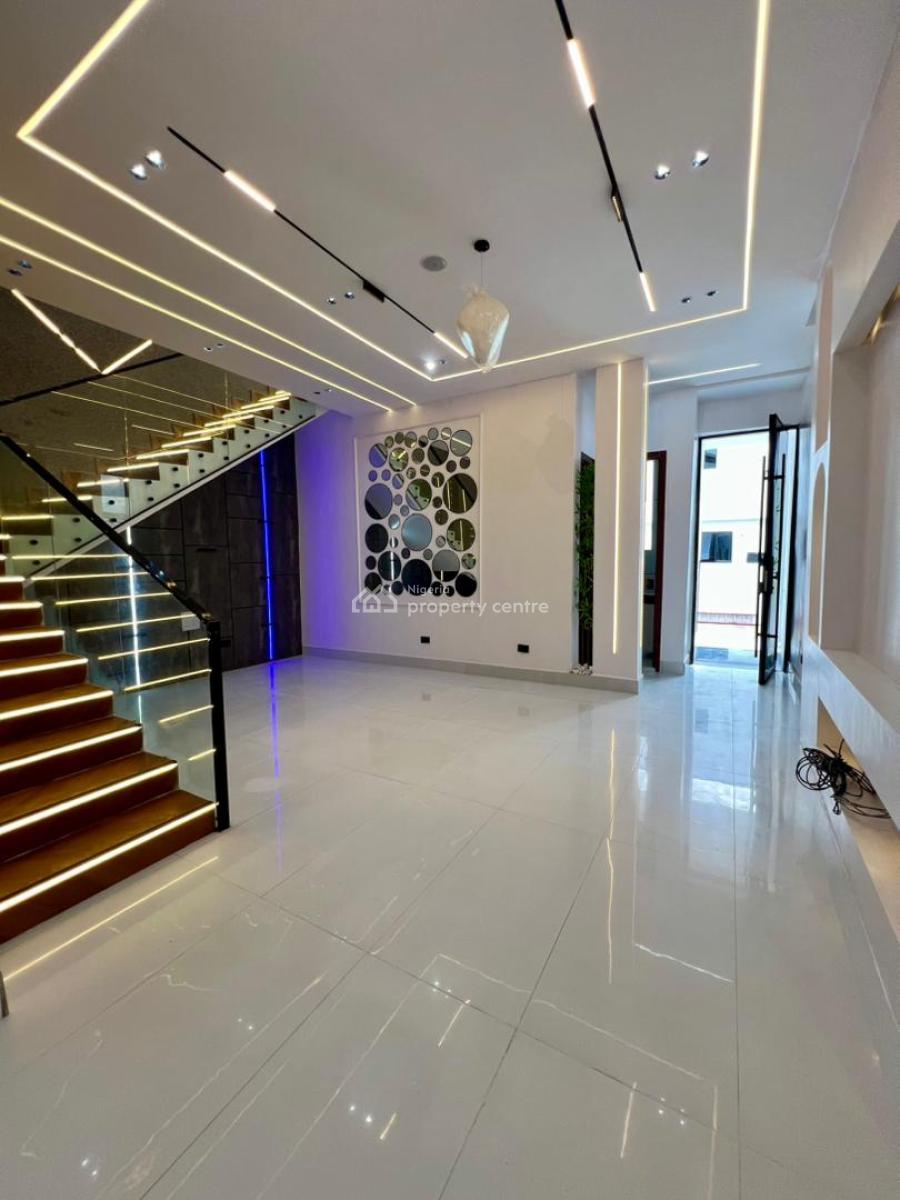 Decently Designed 4 Bed Semi-detached Luxury Home with Bq️, Ikota, Lekki, Lagos, Semi-detached Duplex for Sale
