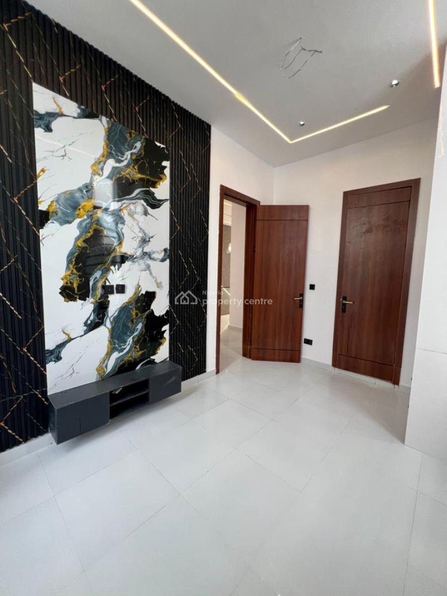 Decently Designed 4 Bed Semi-detached Luxury Home with Bq️, Ikota, Lekki, Lagos, Semi-detached Duplex for Sale