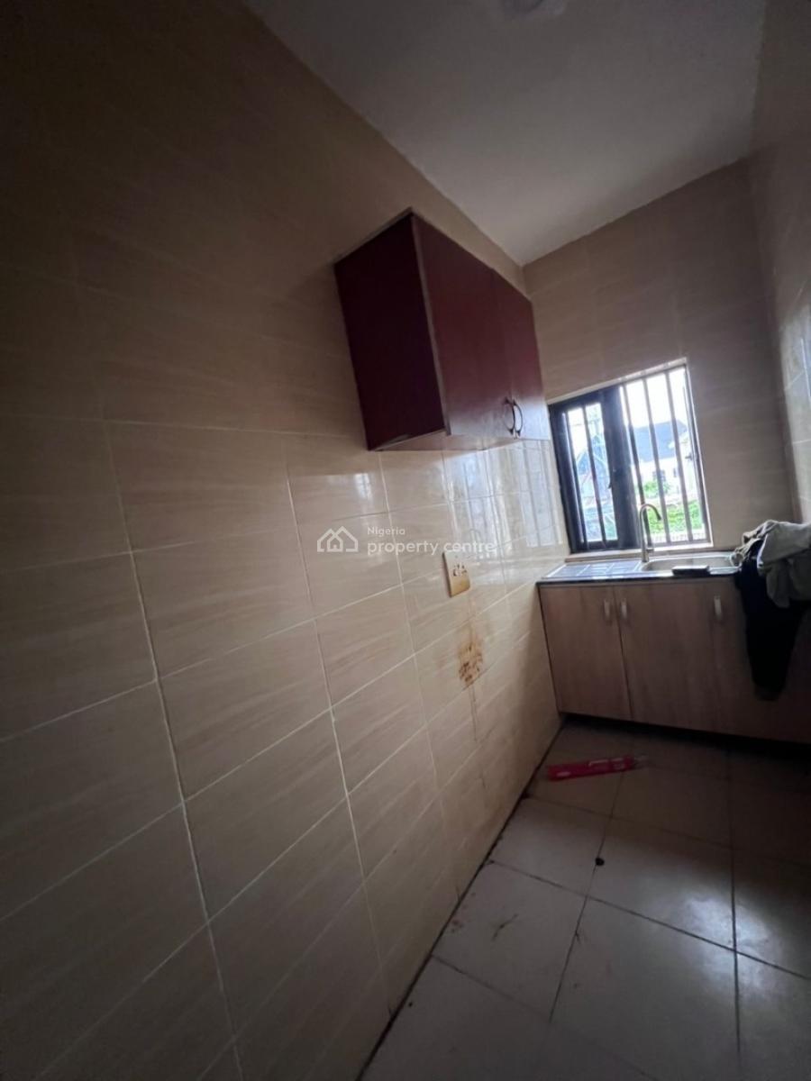 Neat Mini Flat Upstairs in an Estate, Sunview Estate Sangotedo Ajah Lagos, Sangotedo, Ajah, Lagos, Mini Flat (room and Parlour) for Rent