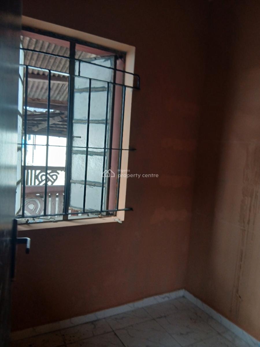 Space Longer Excellent 3 Bedroom + Bq (old House), Yaba, Lagos, Flat / Apartment for Rent