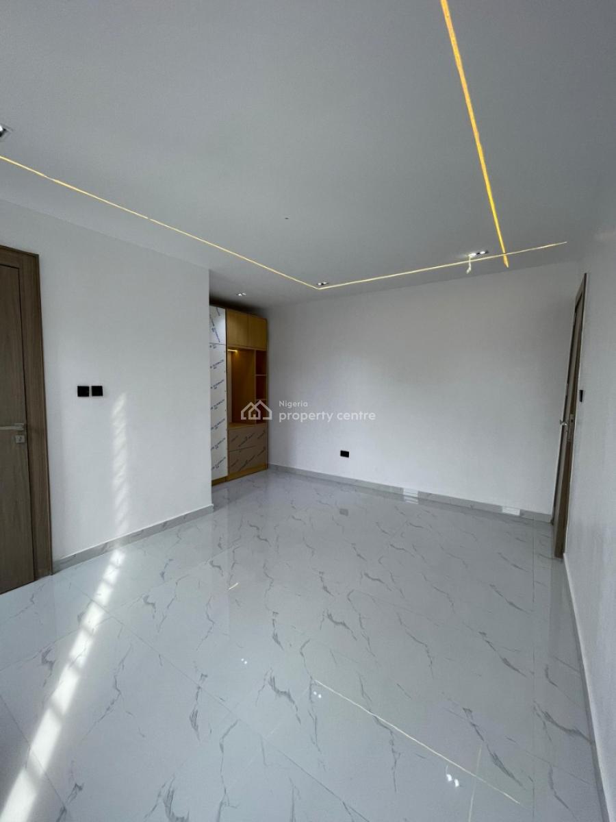 5 Bedroom Semi-detached Duplex House with Bq, Vgc, Lekki, Lagos, Semi-detached Duplex for Sale