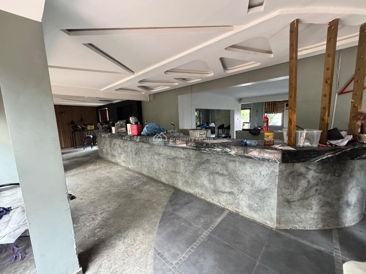a Lounge Space Sitting on 1,200sqm Land Area in V/i, Victoria Island, Victoria Island (vi), Lagos, Restaurant / Bar for Rent