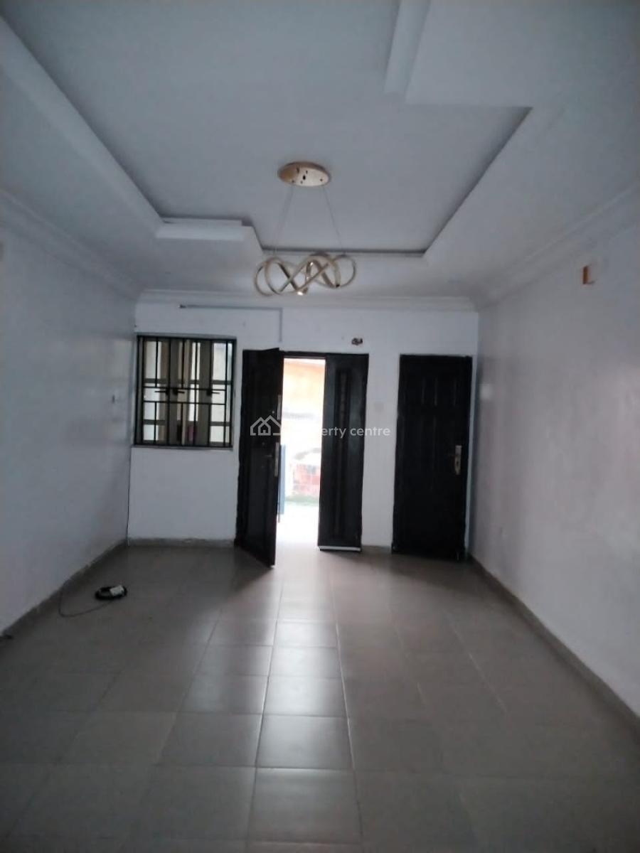 Executive 2 Bedrooms Flat, Ajao Estate, Anthony, Maryland, Lagos, Flat / Apartment for Rent