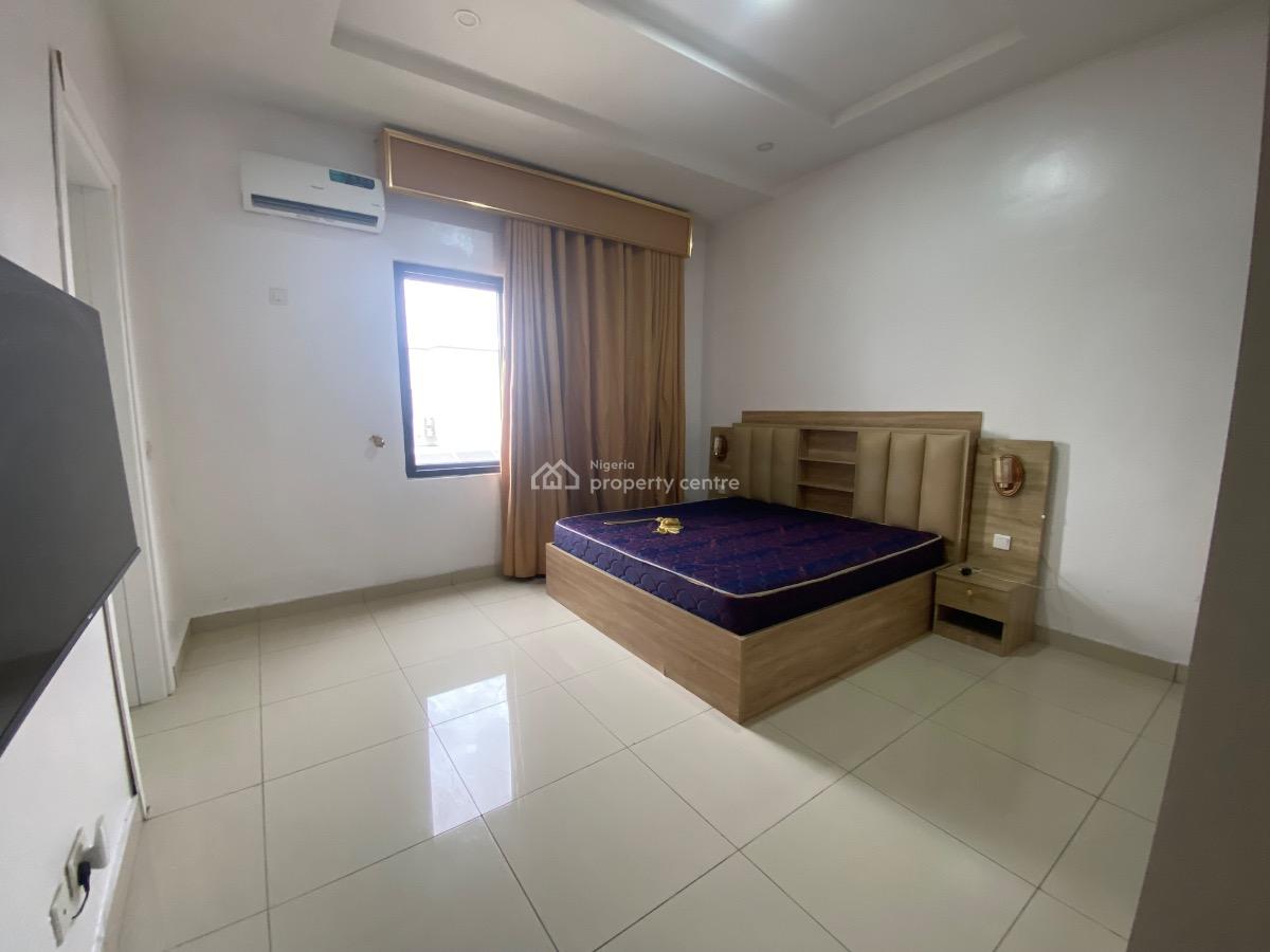 a Tastefully Furnished 4bedroom Terrace with Roof Top, Bq and Swimming, Lekki Phase 1, Lekki, Lagos, Terraced Duplex for Rent