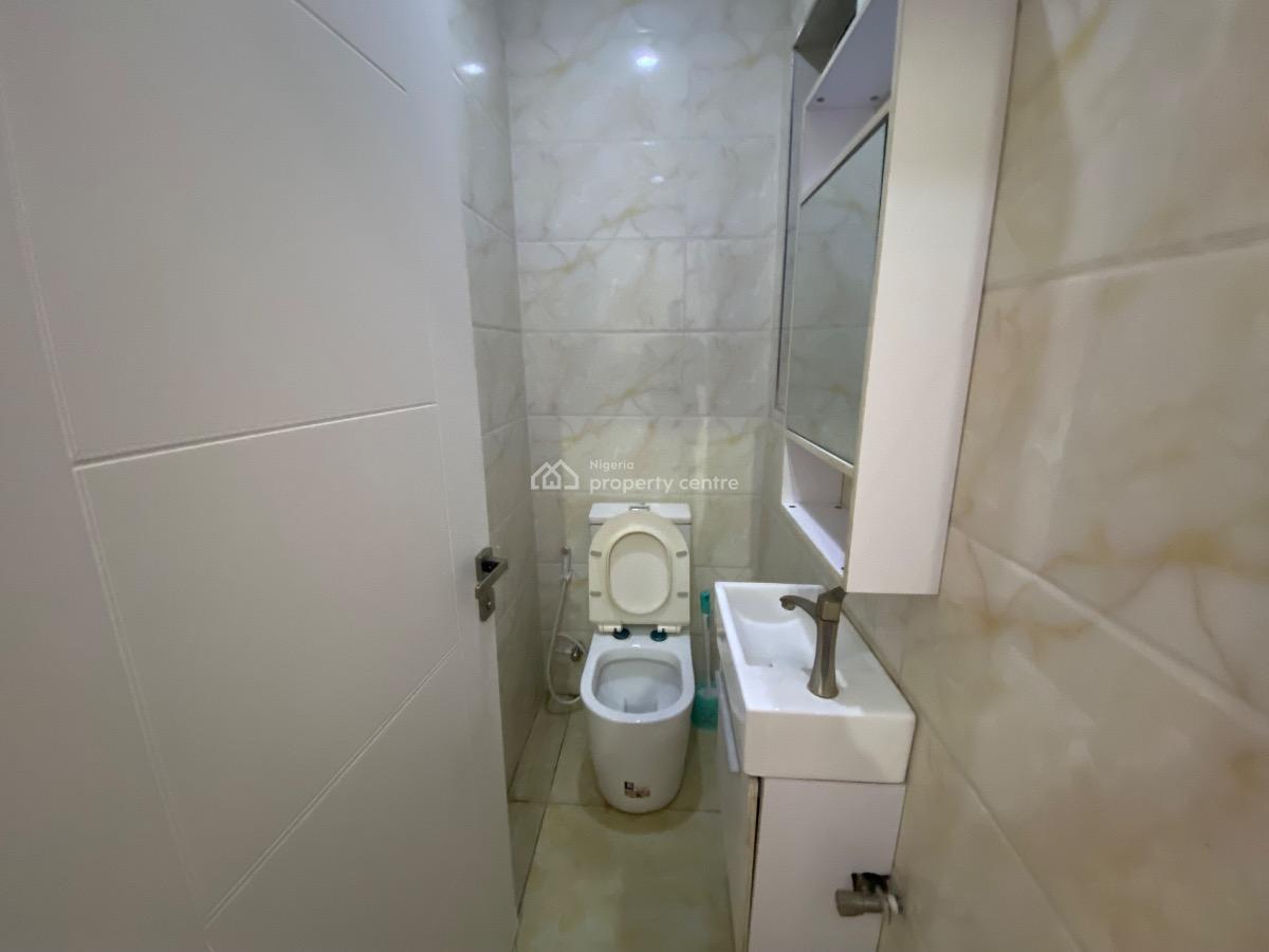 a Tastefully Furnished 4bedroom Terrace with Roof Top, Bq and Swimming, Lekki Phase 1, Lekki, Lagos, Terraced Duplex for Rent