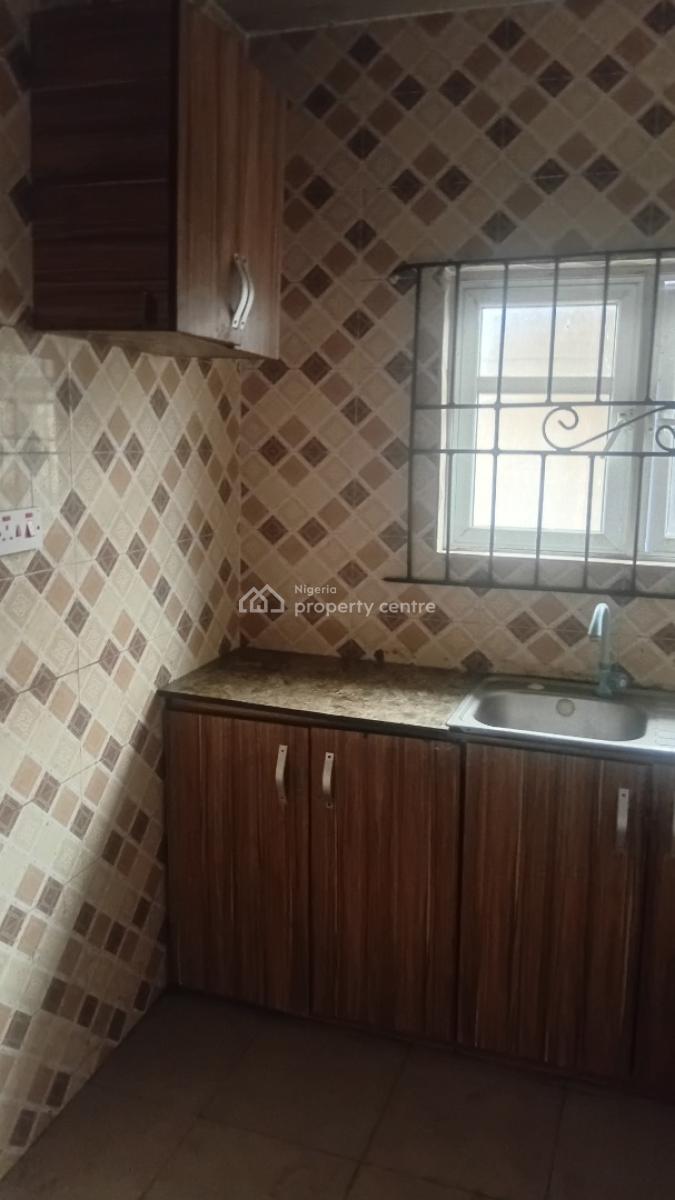 1-bedroom Upstairs Apartment in a Secure and Serene Estate., Majek,sangotedo, Few Minutes Away From Novare., Ajah, Lagos, Mini Flat (room and Parlour) for Rent