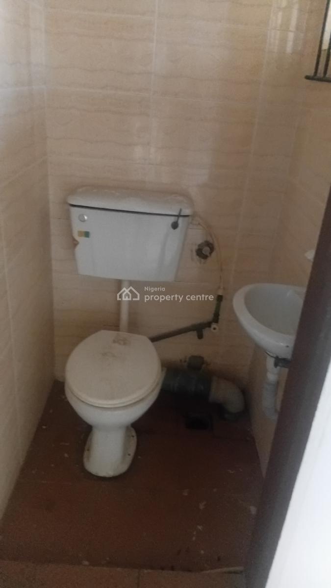 1-bedroom Upstairs Apartment in a Secure and Serene Estate., Majek,sangotedo, Few Minutes Away From Novare., Ajah, Lagos, Mini Flat (room and Parlour) for Rent