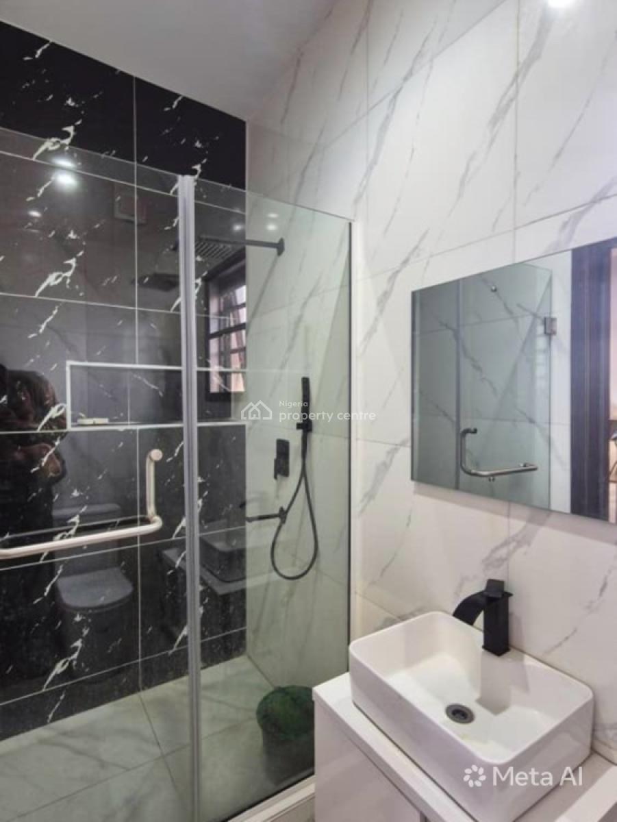 2 Bedroom Apartment, Lekki Phase 1, Lekki, Lagos, Flat / Apartment for Rent