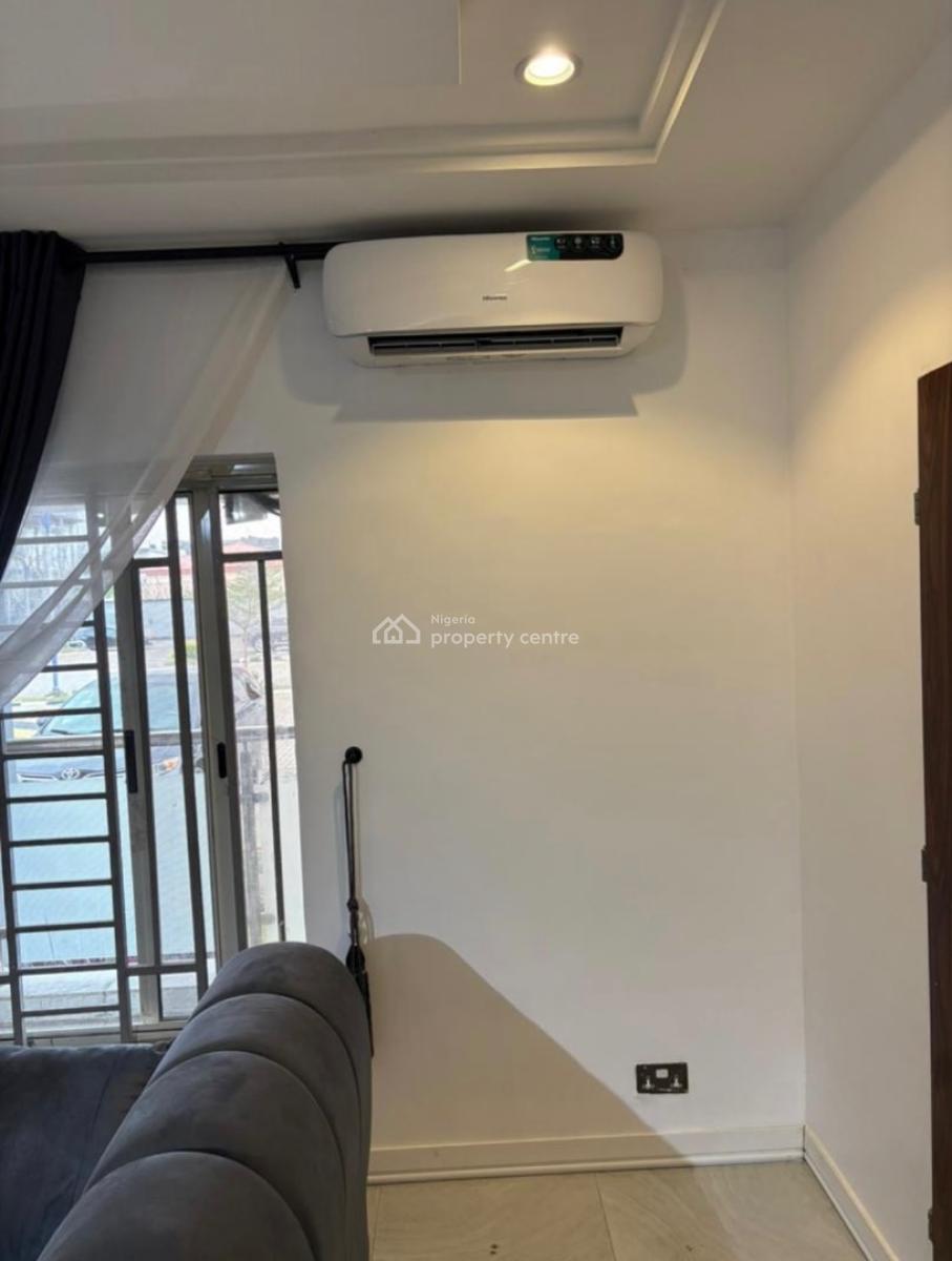 Beautifully Designed 1-bedroom Apartment, Freedom Way, Lekki Phase 1, Lekki, Lagos, Flat / Apartment Short Let