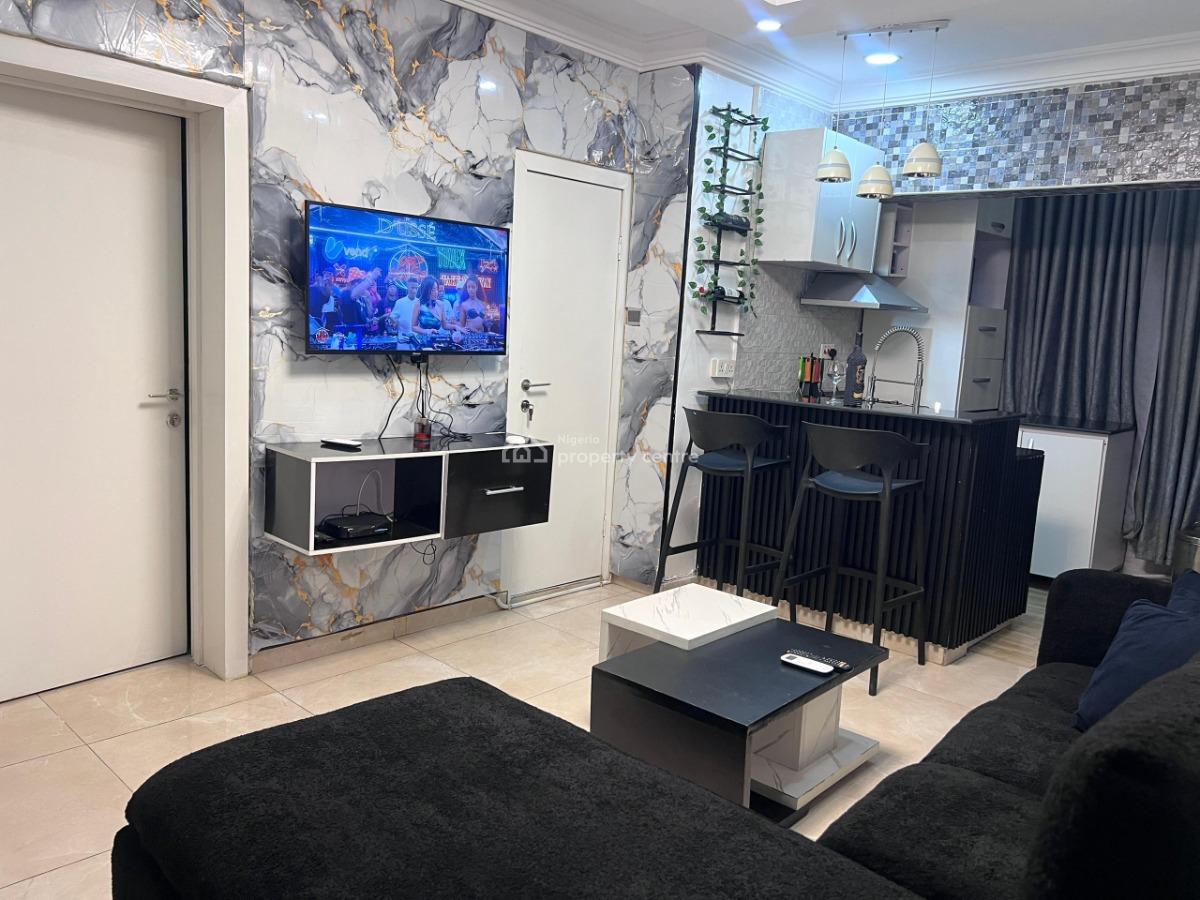 Cozy 1bedroom Apartment with Swimming Pool and Beach View, Ikate Elegushi, Lekki, Lagos, Flat / Apartment Short Let