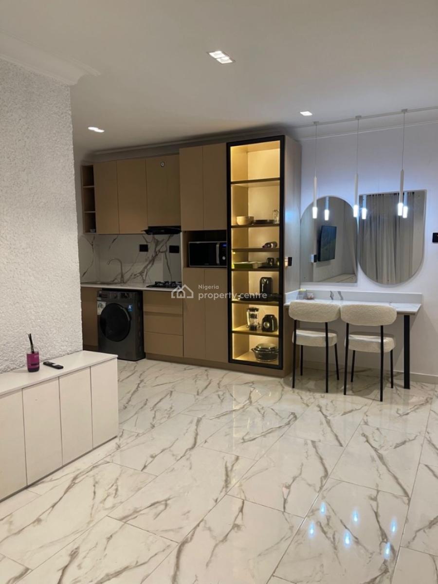 Tastefully Furnished 1-bedroom Apartment, Osapa, Lekki, Lagos, Flat / Apartment Short Let