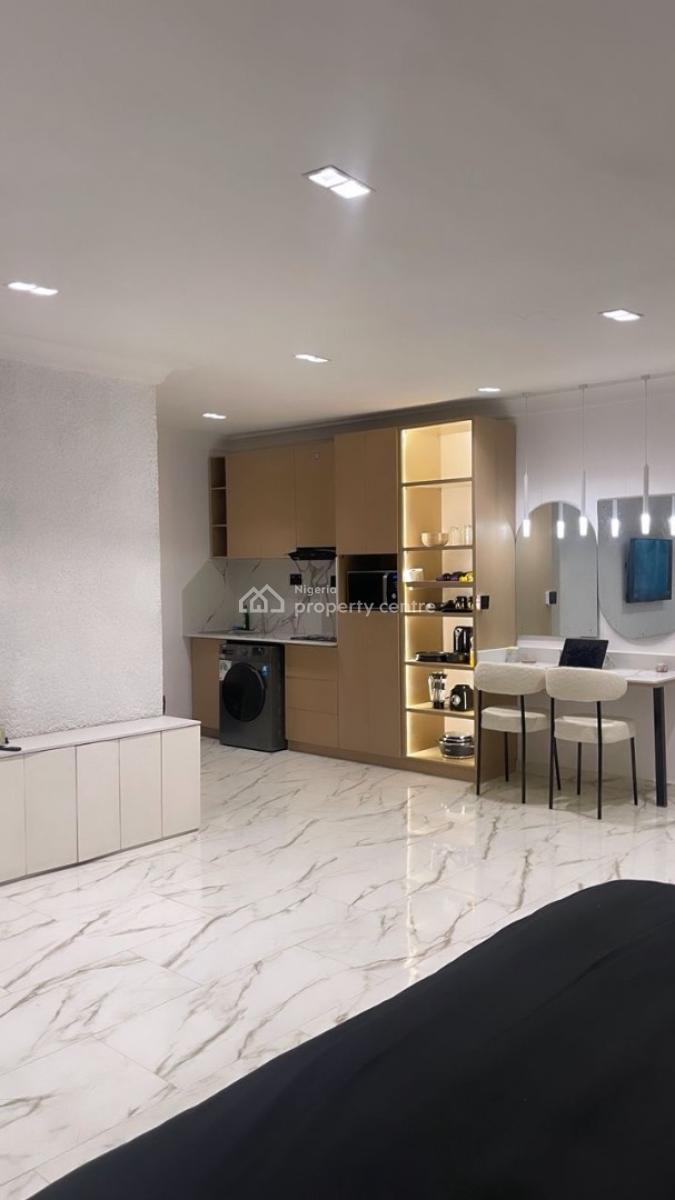 Tastefully Furnished 1-bedroom Apartment, Osapa, Lekki, Lagos, Flat / Apartment Short Let
