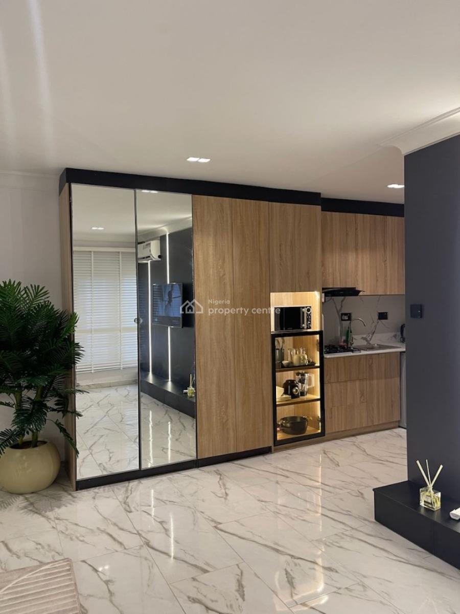 Luxuriously Furnished 1-bedroom Apartment, Osapa, Lekki, Lagos, Flat / Apartment Short Let